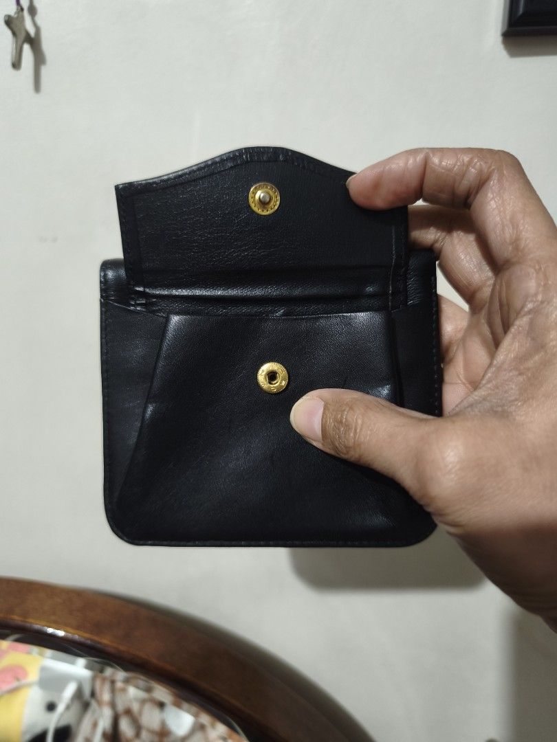 Pola (Category: Wallets & Card holders) located in Quezon City. Submitted by uydaisy1979 (Listing ID 1464498011, Image 3). Description: .