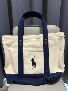 （分類：）位於 。 由 biancaaak 提交（商品編號 1464378834，圖片 1）。簡介： 。