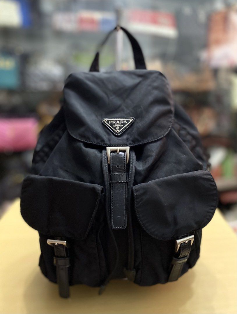 Vintage PRADA small backpack (Category: Luxury Bags & Wallets) located in San Mateo. Submitted by kluxuryy (Listing ID 1464538774, Image 1). Description: OFFER YOUR PRICE NEGOTIABLE.
