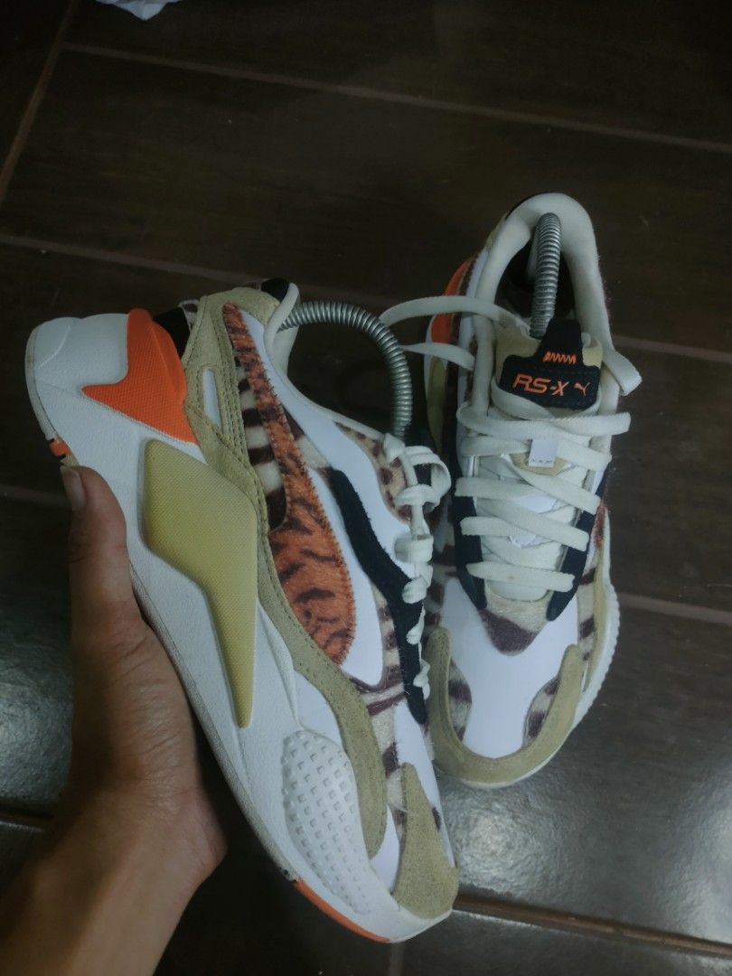 Preloved Branded Shoes | Imported from USA (Category: Sneakers) located in Manila. Submitted by solomonjer11093 (Listing ID 1464429262, Image 3). Description: 🇺🇸 CALIFORNIA UKAY SHOES Imported shoes straight from California 🇺🇸 Preloved / thrifted items — condition varies per pair. 📌 Actual photos posted 📌 Different brands & styles available 📌 Limited pairs only 📌 Please check photos carefully for condition/details 📌 First come, first ser