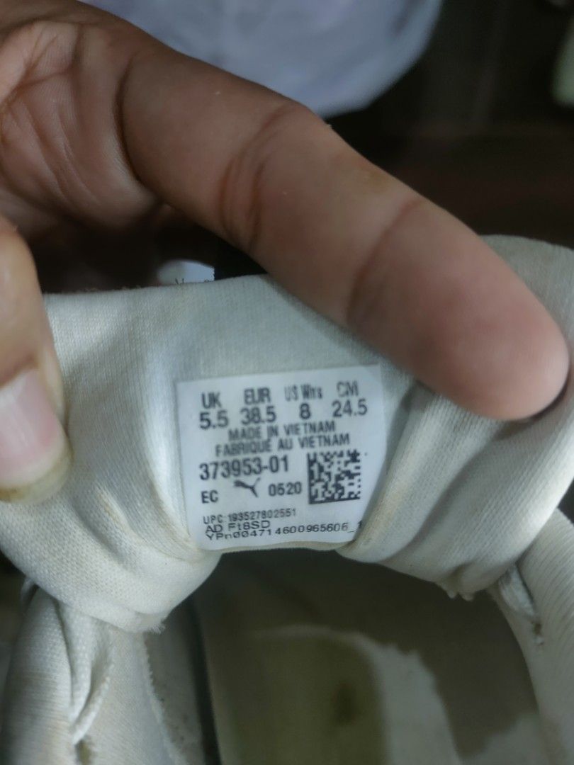 Preloved Branded Shoes | Imported from USA (Category: Sneakers) located in Manila. Submitted by solomonjer11093 (Listing ID 1464429262, Image 2). Description: 🇺🇸 CALIFORNIA UKAY SHOES Imported shoes straight from California 🇺🇸 Preloved / thrifted items — condition varies per pair. 📌 Actual photos posted 📌 Different brands & styles available 📌 Limited pairs only 📌 Please check photos carefully for condition/details 📌 First come, first ser