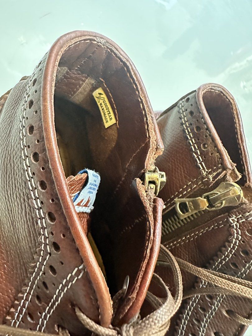Preowned Visvim （分類：靴）位於 Hong Kong。 由 preownedluxuryclotheshk 提交（商品編號 1464409092，圖片 3）。簡介： FLAT D 2/F TUNG KIN FACTORY BUILDING 196-202 TSAT TSZ MUI RD 香港鰂魚涌東建工廠大廈2樓D 地鐵站C出口步行2分鐘 。