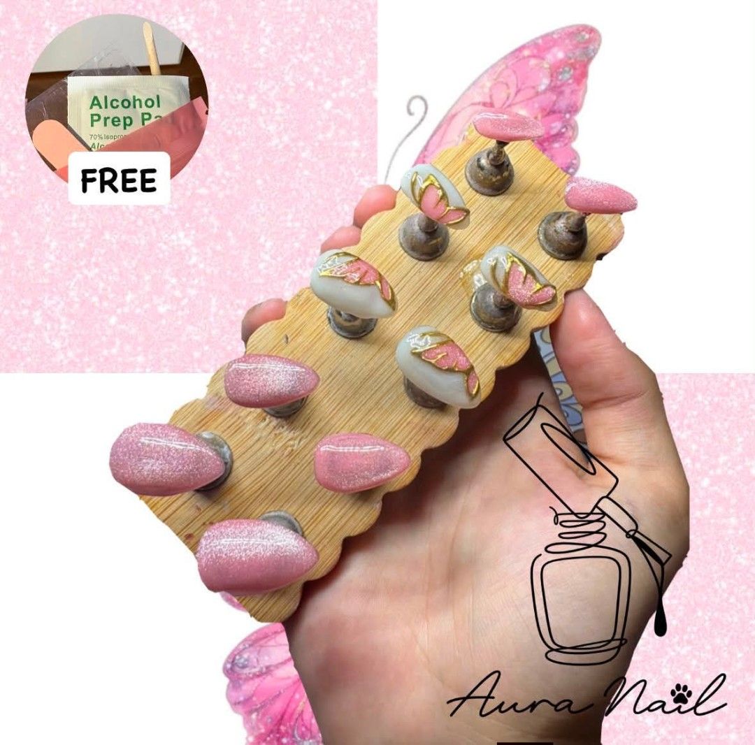 Press on Nails (Category: Hands & Nails) located in Imus. Submitted by tamvearo (Listing ID 1464527148, Image 1). Description: Size : XS For more designs and to request your own custom design, visit Aura Nail on Facebook..