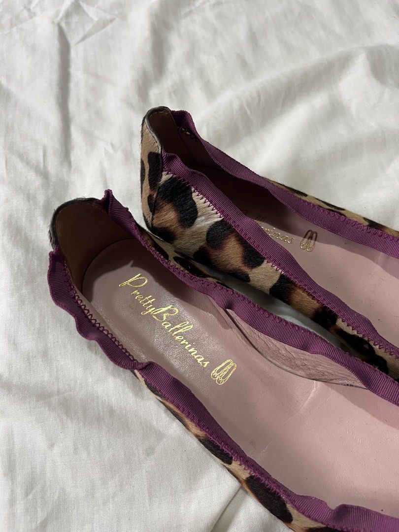 Pretty Ballerinas Leopard Print Flats (Category: Flats & Sandals) located in Baguio. Submitted by dutefinds (Listing ID 1464354871, Image 3). Description: Sooo cute, would keep if they were my size huhu 9/10 condition, check pic for flaw.