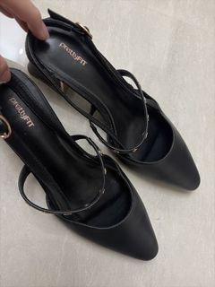 (Category: ) located in . Submitted by opulentthreads (Listing ID 1464473563, Image 1). Description: .