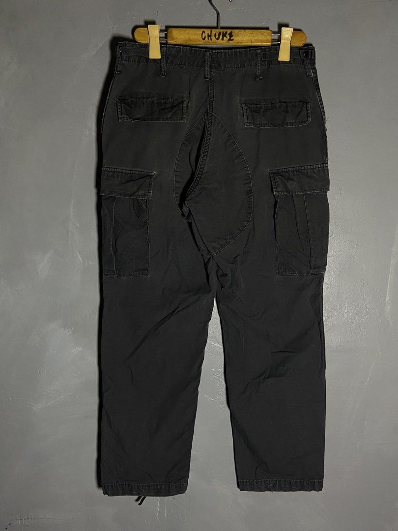 Proper Trouser Combat Pants (Category: Activewear) located in Cabuyao City. Submitted by chukz_x (Listing ID 1464524611, Image 2). Description: Proper Trouser Combat Pants Size : Medium 31-35 Dimes : 34W 38L 8H Condition : Excellent Issue : used item 8/10 color Price : 650 📍READY TO WEAR 📍Cabuyao Laguna .