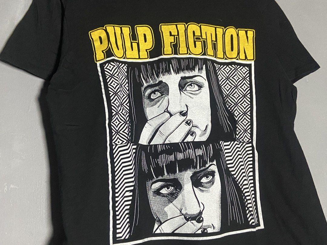 Pulp Fiction graphic t-shirt (Category: Activewear) located in Cabuyao City. Submitted by chukz_x (Listing ID 1464529777, Image 2). Description: Pulp Fiction graphic t-shirt Size : Medium Dimes : 20W 26L Condition : Excellent Issue : none Price : 400 📍READY TO WEAR 📍Cabuyao Laguna.
