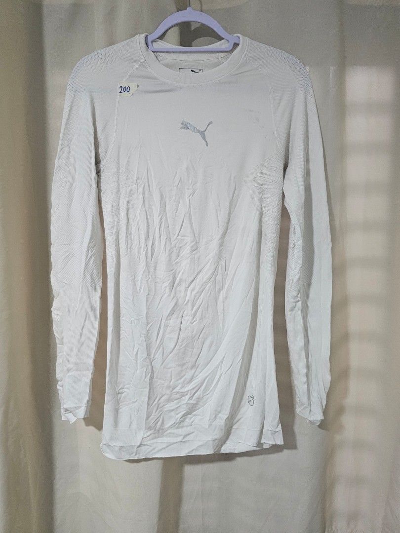Puma Long Sleeve Athletic Shirt - Size M (Category: Longsleeves) located in Manila. Submitted by mumei. (Listing ID 1464431824, Image 3). Description: - Puma Long Sleeve Shirt - Available in Black and White - Size: Medium (M) - Made in Bangladesh - Ideal for workouts or casual wear - Message me if interested!.