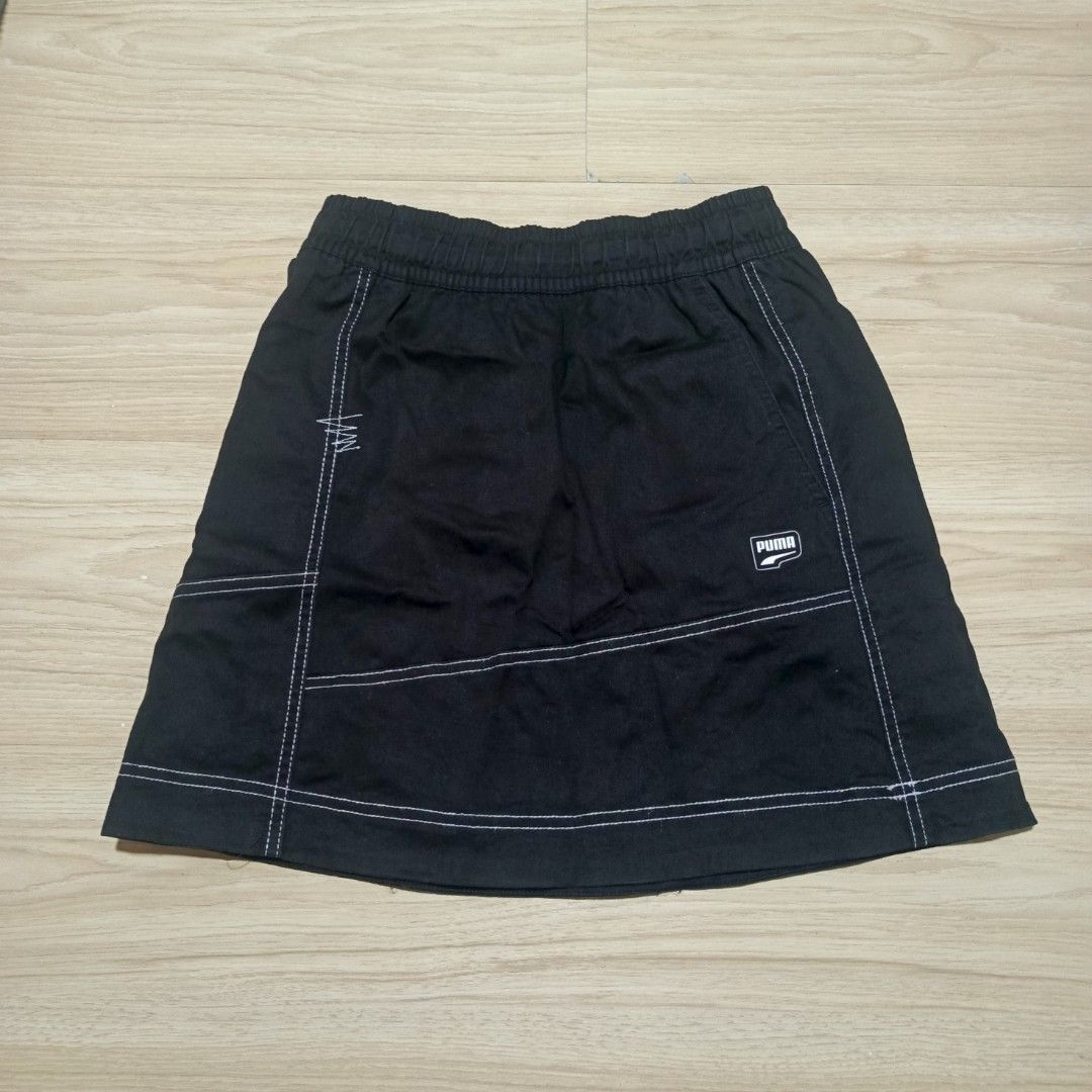 Puma skirt (Category: Skirts) located in Paracale. Submitted by lilyhunnyy (Listing ID 1464485853, Image 2). Description: CODE 1A235 ─ condition: 10/10.