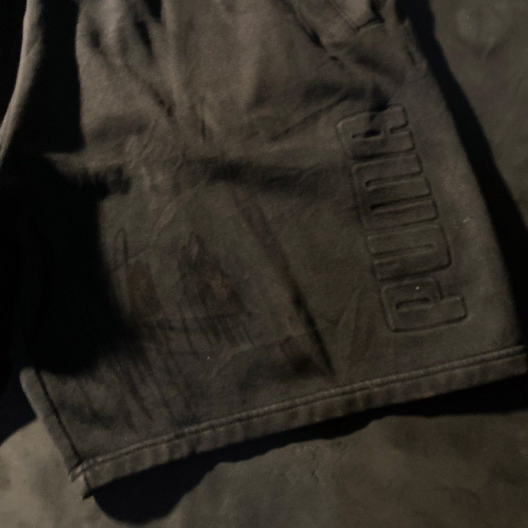 PUMA SWEAT SHORTS (Category: Shorts) located in San Pablo. Submitted by 3tresfinds (Listing ID 1464450076, Image 3). Description: .
