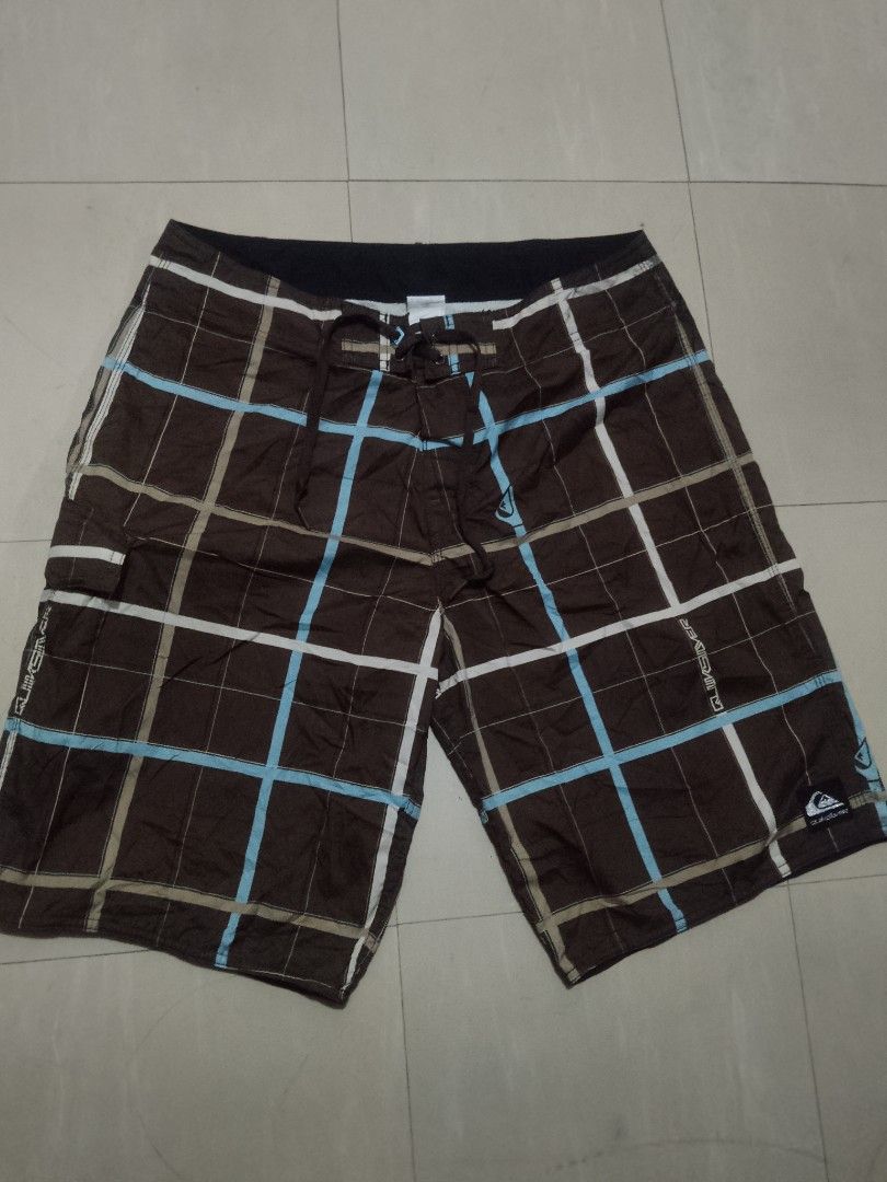 Quicksilver board shorts (Category: Swim Trunks & Board Shorts) located in Oas. Submitted by yortzzz (Listing ID 1464524089, Image 2). Description: no issues mga bow, need wash lang.