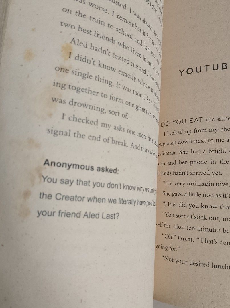 Radio Silence by Alice Oseman Paperback (Category: Storybooks) located in Hagonoy. Submitted by ingydar (Listing ID 1464368130, Image 3). Description: - read only once - has tanning and foxing - xsensi MOP: Gcash MOD: J&T.