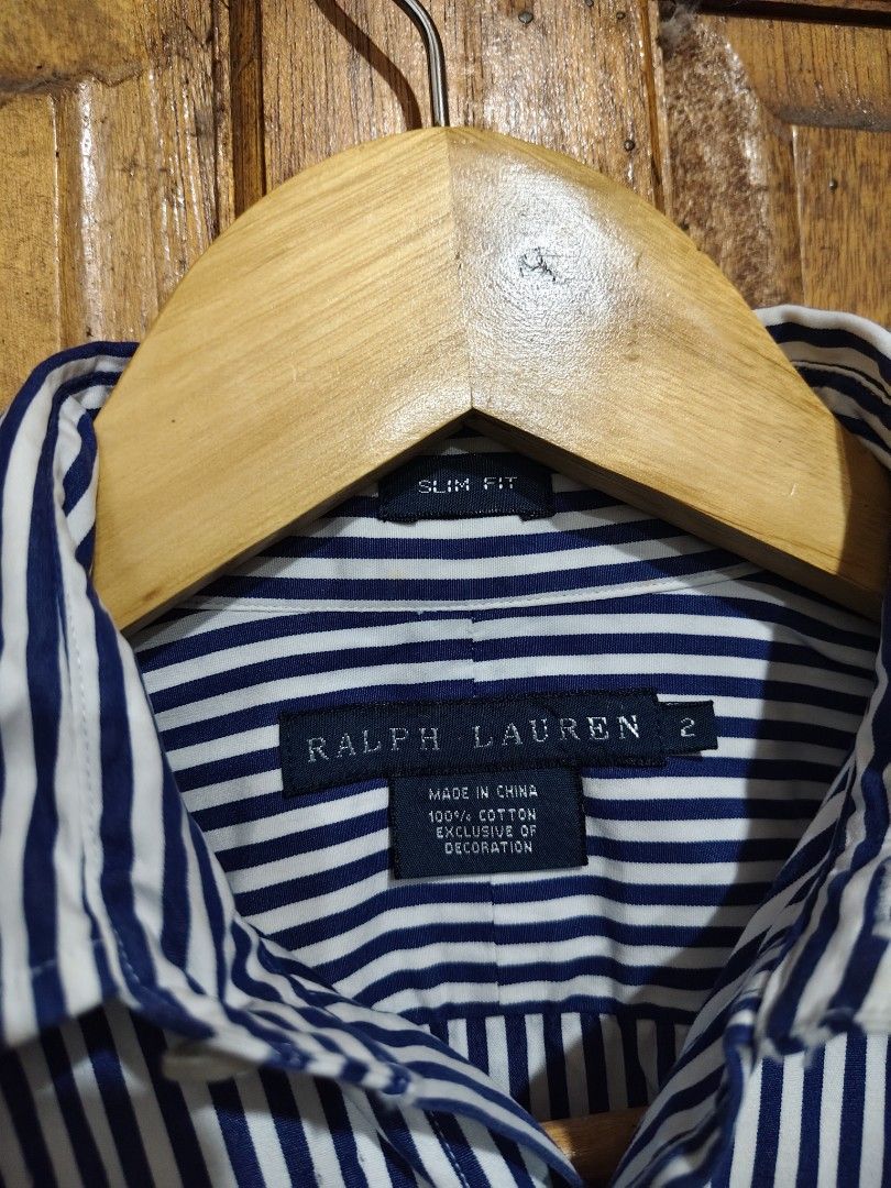 Ralph Lauren Stripes Long sleeve (Category: Longsleeves) located in Iloilo. Submitted by branded-boy0422_16 (Listing ID 1464488558, Image 3). Description: W: 16 1/2 - 17 L: 24 Good as new Color rate issue: last 2 picture minor scratch sa shoulder not visible and Sa logo ng pony.