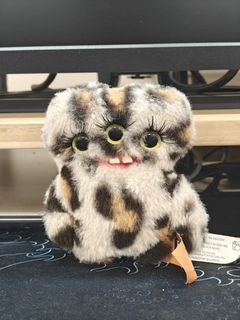 (Category: ) located in . Submitted by only_authenthic_items (Listing ID 1464500861, Image 1). Description: .