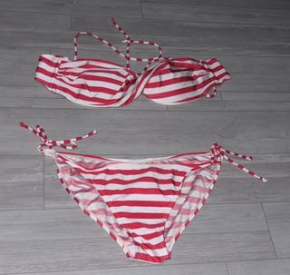 (Category: ) located in . Submitted by iceee21 (Listing ID 1464383456, Image 1). Description: .