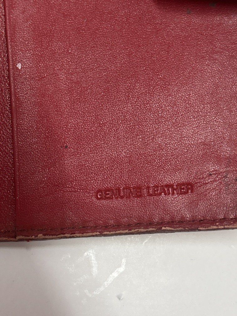 Red leather binder (Category: Stationery & School Supplies) located in Bulacan. Submitted by ourdailybreads (Listing ID 1464375814, Image 3). Description: .