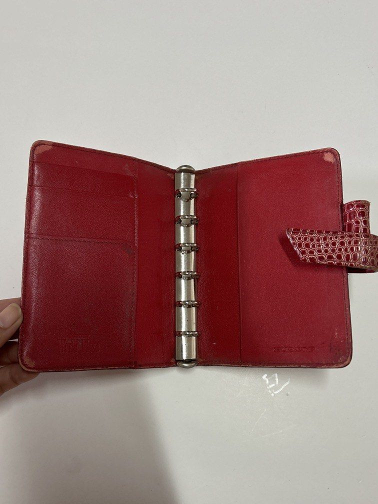 Red leather binder (Category: Stationery & School Supplies) located in Bulacan. Submitted by ourdailybreads (Listing ID 1464375814, Image 2). Description: .