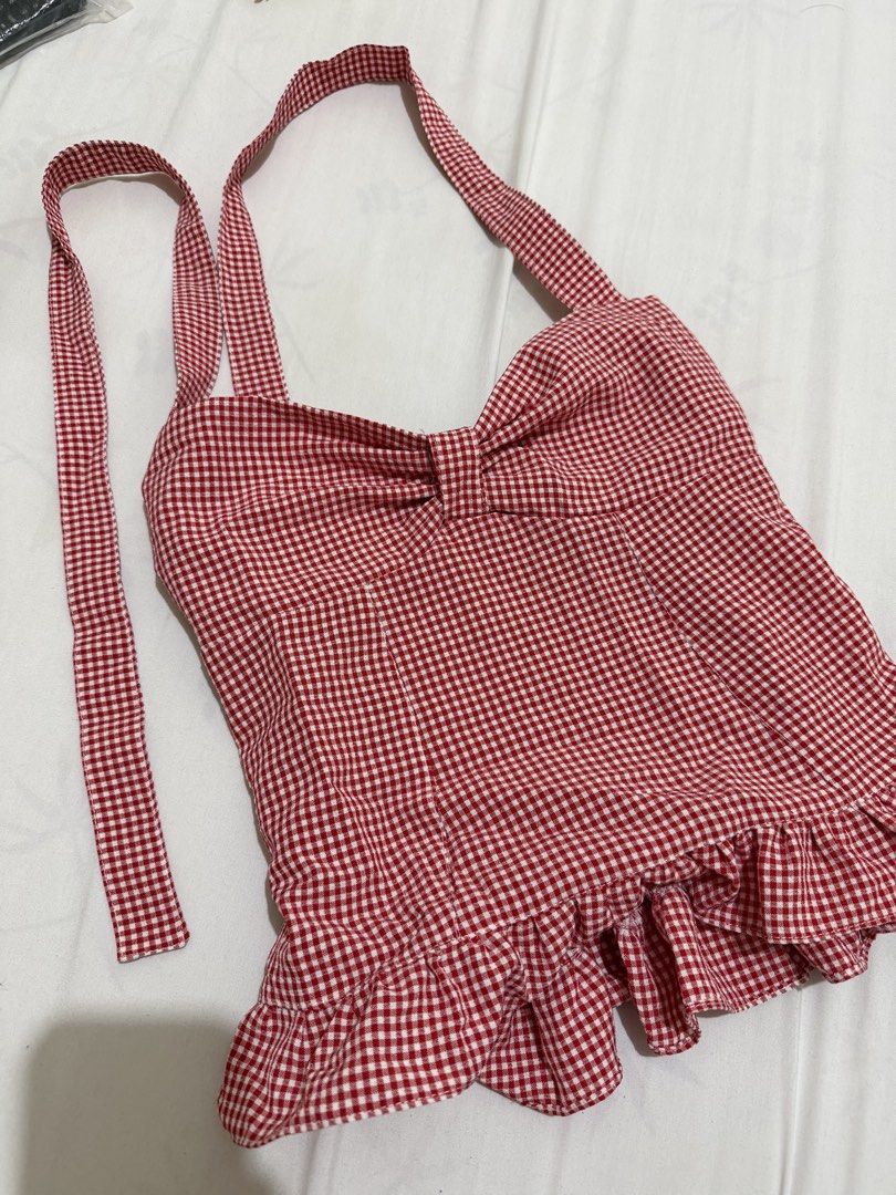 Red Plaid Smocked Sleeveless top (Category: Others Tops) located in Quezon City. Submitted by steffo_declutters (Listing ID 1464401001, Image 1). Description: .