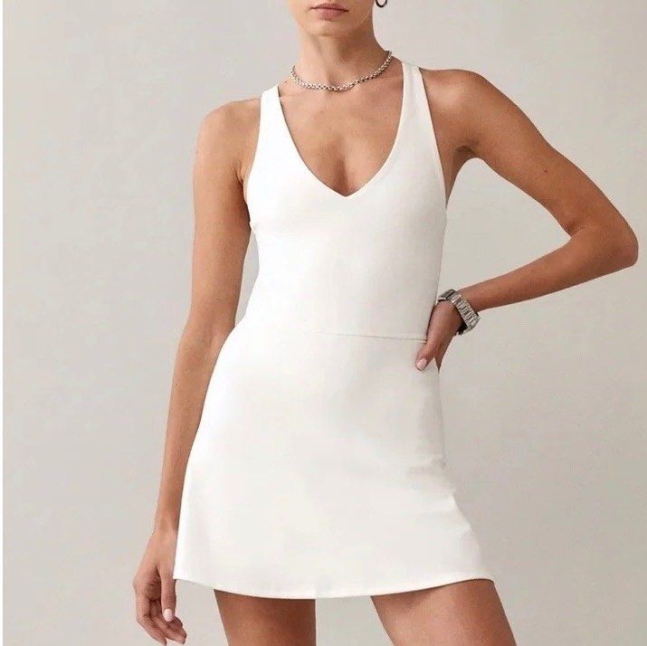 Reformation Ecostretch Active Dress (Category: Activewear) located in Mandaluyong City. Submitted by keep.it (Listing ID 1464442154, Image 3). Description: Color: Buttermilk 1st draft factory sample only.