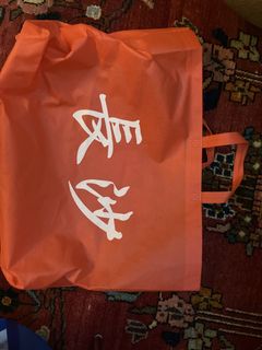（分類：）位於 。 由 vincenzzzz 提交（商品編號 1464523329，圖片 1）。簡介： 。