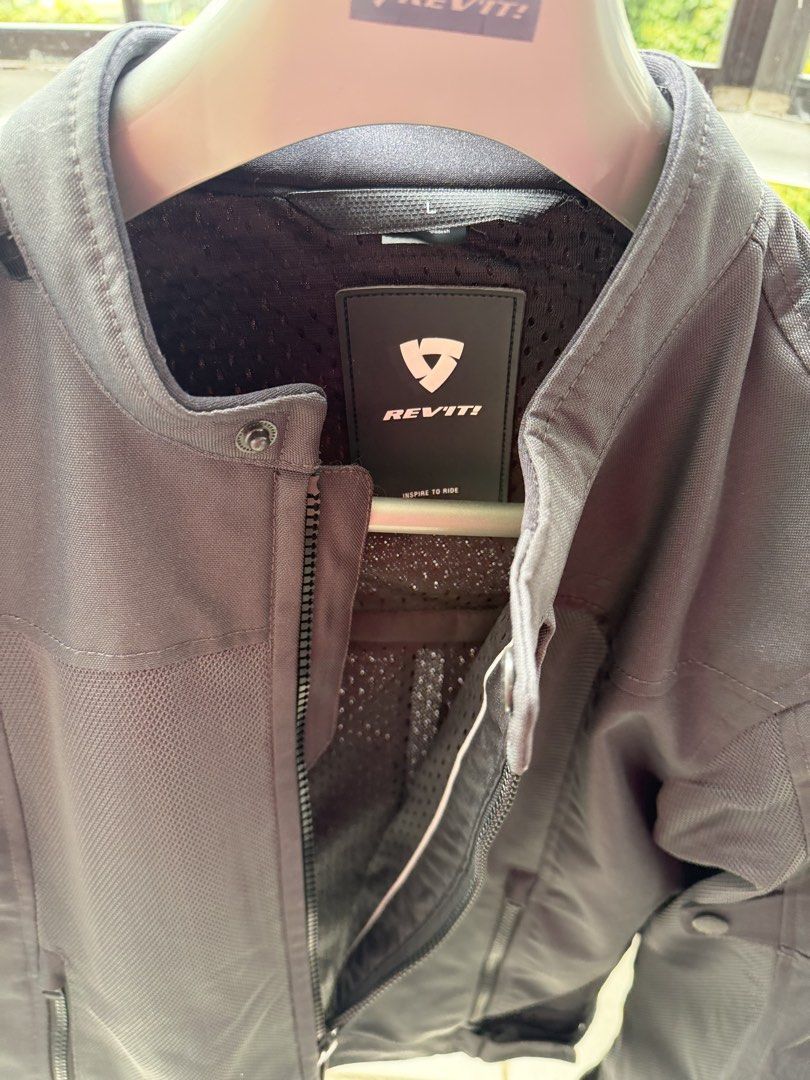 Revit Eclipse 2 Jacket (Category: Motorcycle Apparel) located in Singapore. Submitted by ellaves (Listing ID 1464372497, Image 3). Description: Letting go Revit Eclipse 2 Men’s Jacket. Size L. Grey Colour. Hardly worn. PM if interested. .