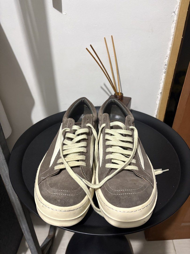 RICK OWENS MAIN LINE LEATHER VANS BROWN (Category: Sneakers & Footwear) located in Naga. Submitted by sislovesme (Listing ID 1464470934, Image 3). Description: •9/10 CONDITION •NO MAJOR FLAWS •MINOR SIGN OF USE •SIZE 42.