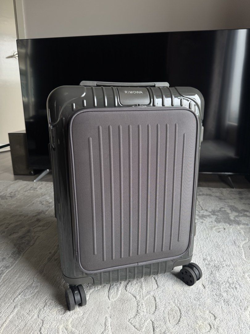 Rimowa Essential Sleeve Cabin (Category: Luggage) located in Manila. Submitted by handoverfist (Listing ID 1464394284, Image 1). Description: Love the utility with this one! RFS: minimizing a lot of my stuff and already have other luggage’s Disclaimer — no receipts or suitcase cover / box Bought second hand No low ballers please .