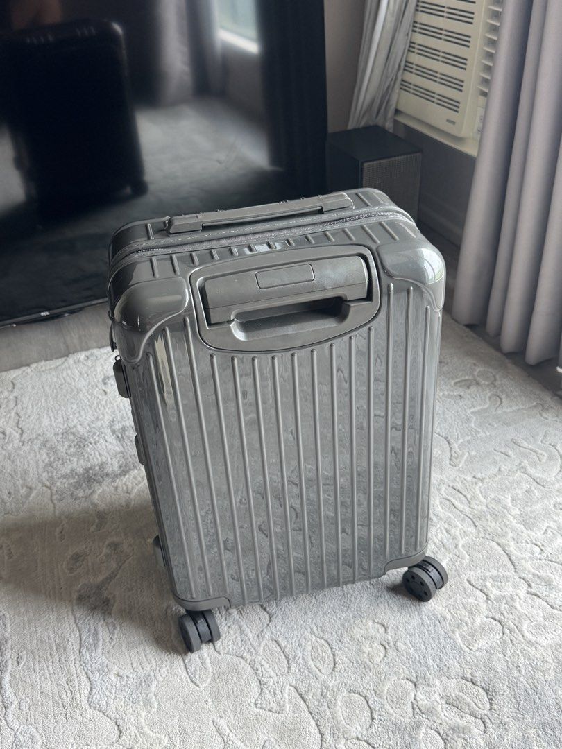 Rimowa Essential Sleeve Cabin (Category: Luggage) located in Manila. Submitted by handoverfist (Listing ID 1464394284, Image 3). Description: Love the utility with this one! RFS: minimizing a lot of my stuff and already have other luggage’s Disclaimer — no receipts or suitcase cover / box Bought second hand No low ballers please .