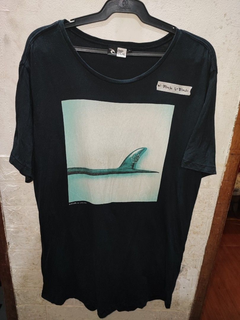 Ripcurl Tshirt ( Large ) ( 599 ) ( NEED WASH ) ( NEW ARRIVAL🔥 ) (Category: Shirts) located in Manila. Submitted by pcltasenseigaming (Listing ID 1464552802, Image 1). Description: Ripcurl Tshirt ( Large ) ( 599 ) ( NEED WASH ) ( NEW ARRIVAL🔥 ) W - 39Inch L - 31Inch 📌 Details : Manage your Expectations Ukay po ito not brandnew, Pwede kong Videohan yung gusto niyong Item para makita niyo talaga or puntahan niyo dito 📌 Can Send Pictures/Video Of