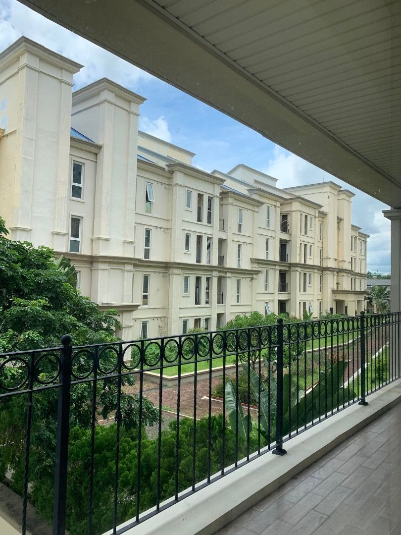 Ritzville Condominium for Rent - Spacious and Bright (Category: Apartments & Condos) located in Caloocan City. Submitted by suitehavenrealty (Listing ID 1464530107, Image 3). Description: 🏢 입주 가능 매물입니다! 리츠빌(Ritzville)에 위치한 고급 주거용 콘도미니엄 유닛을 소개합니다. 모던한 건축 스타일을 바탕으로 이탈리아와 한국의 디자인 감각을 조화롭게 반영한 세련된 주거 공간입니다. ✨ 엘레강트 아파트 – B동 / 215㎡ ✔️ 풀퍼니시드 ✔️ 마스터 침실 1개 ✔️ 마스터 욕실 1개 ✔️ 마스터 워크인 클로젯 1개 ✔️ 추가 침실 2개 + 메이드룸 1개 ✔️ 총 4개 침실, 각 침실별 전용 욕실 ✔️ 거실 ✔️ 다이닝 공간 ✔️ 주방 