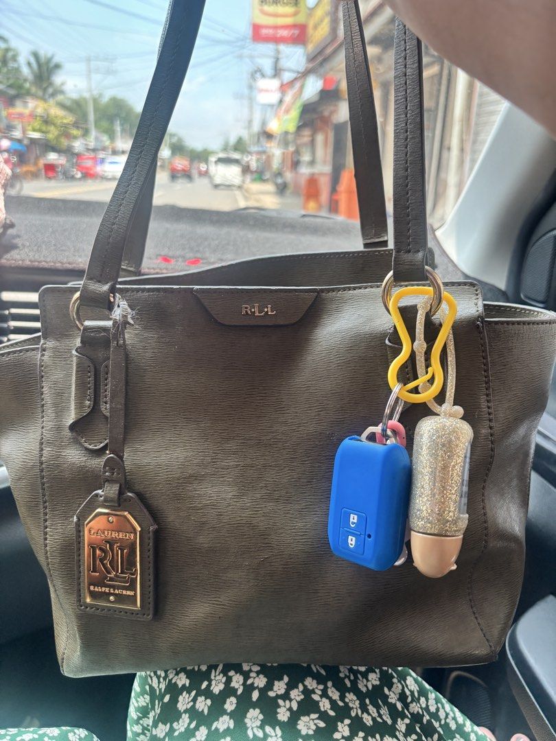 RL bag (Category: Shoulder Bags) located in Davao. Submitted by hangingclosetdavao (Listing ID 1464386606, Image 1). Description: Ralph Lauren Bag Olive green With hangtag Free shipping!.