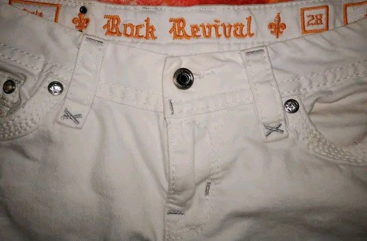 Rock Revival Short (Category: Shorts) located in Guihulngan. Submitted by johnjohndripgoods (Listing ID 1464366758, Image 3). Description: Rock Revival Short Size 28 On Tag Fits 33-34 Open For VC DM.