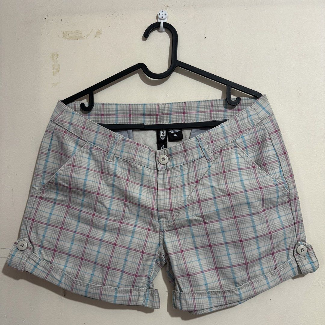 RRJ Y2K Shorts (Category: Shorts) located in Licab. Submitted by imvincentleo (Listing ID 1464437729, Image 1). Description: .
