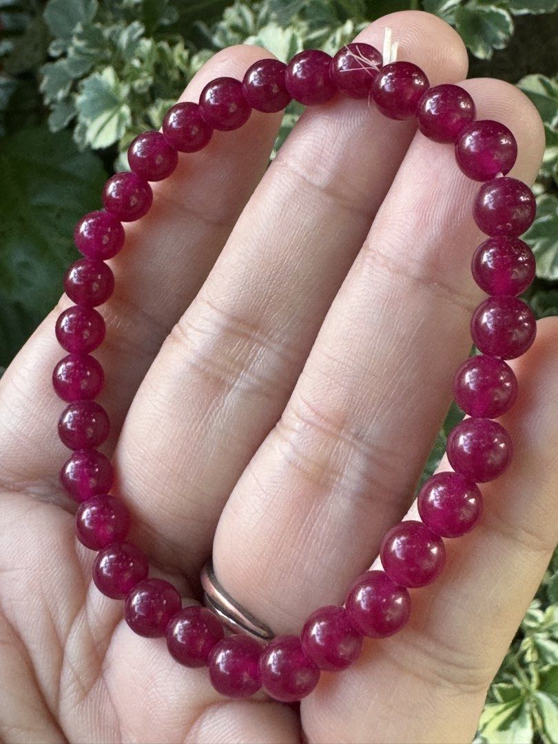 RUBY JADE BRACELET 🍉 B1_JC037 (Category: Bracelets) located in Bulacan. Submitted by selling_low_by_bella_ben (Listing ID 1464377460, Image 3). Description: RUBY JADE 🍉 B1_JC037 🏷️ 380 6+ mm beads, 16.5 cm wrist.