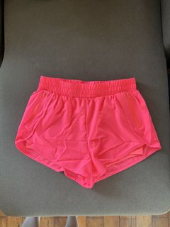 (Category: ) located in . Submitted by theclosetfinds (Listing ID 1464397760, Image 1). Description: .