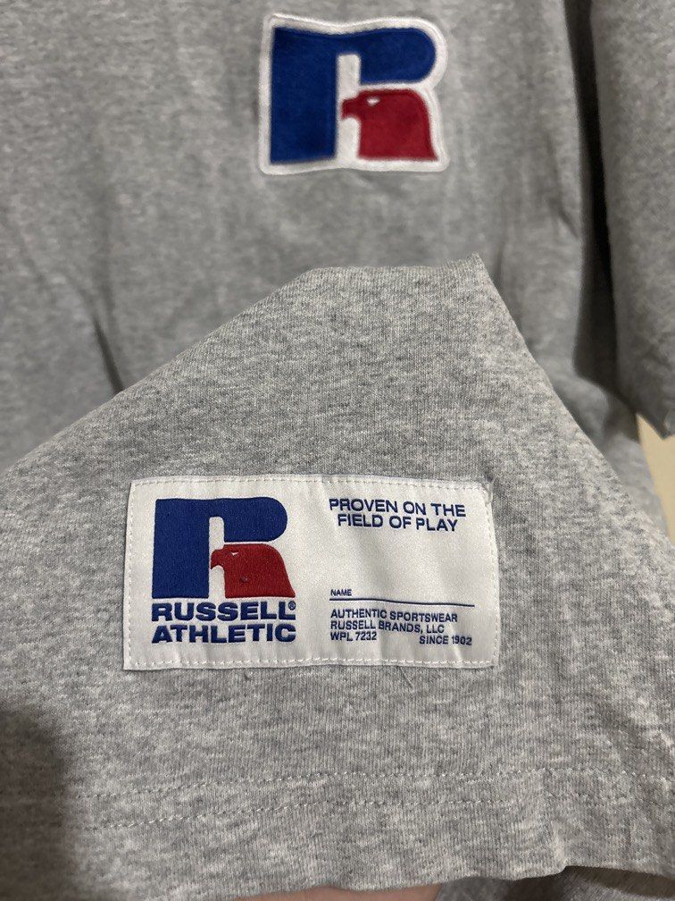 Russel Athletics (Category: Tshirts & Polo Shirts ) located in Muntinlupa City. Submitted by owrayttttt (Listing ID 1464469683, Image 3). Description: - Authentic Russel Athletic shirt - collar needs to be washed - Dimes is 22x28 - Complete tags - Free shipping via j&t.