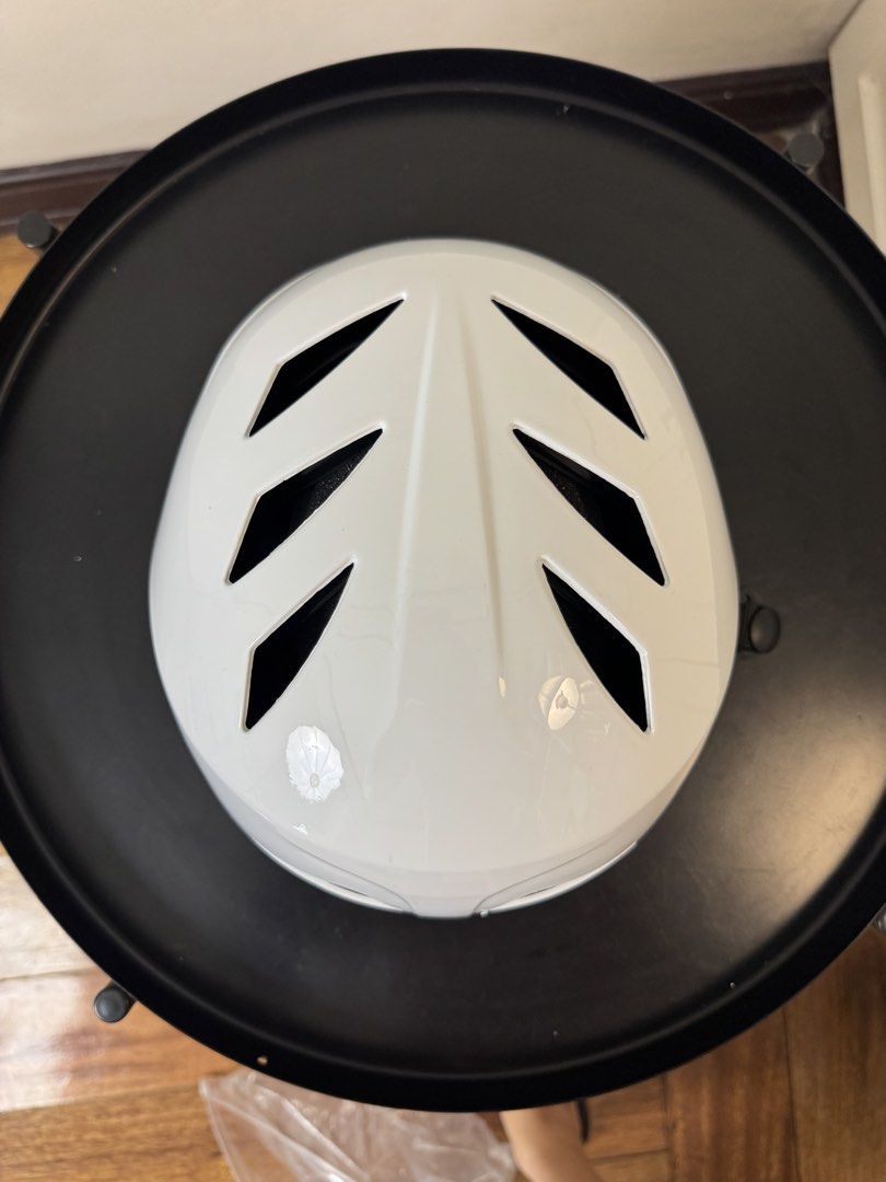RXR Bike Helmet (Category: Caps & Hats) located in Manila. Submitted by supremeloved (Listing ID 1464385275, Image 3). Description: - RXR bike Helmet -matte black and white available -used for taking pics -Original price: 300, selling price: 200.