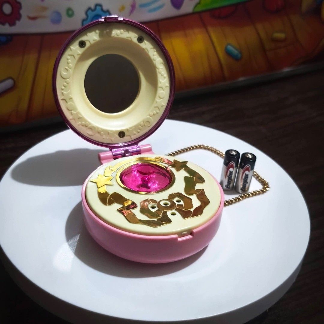 SAILORMOON (Category: Character Goods) located in Quezon City. Submitted by tiny_monstermind (Listing ID 1464569539, Image 2). Description: TINY MONSTERMIND 🔥1299php🔥 1993 Bandai "Crystal Star" compact locket from Sailor Moon R. (WYSWYG) UPDATE: It is WORKING! With sounds and lights. 😱33 year old toy 💯Authentic 💯Vintage 📌Novaliches, QC.
