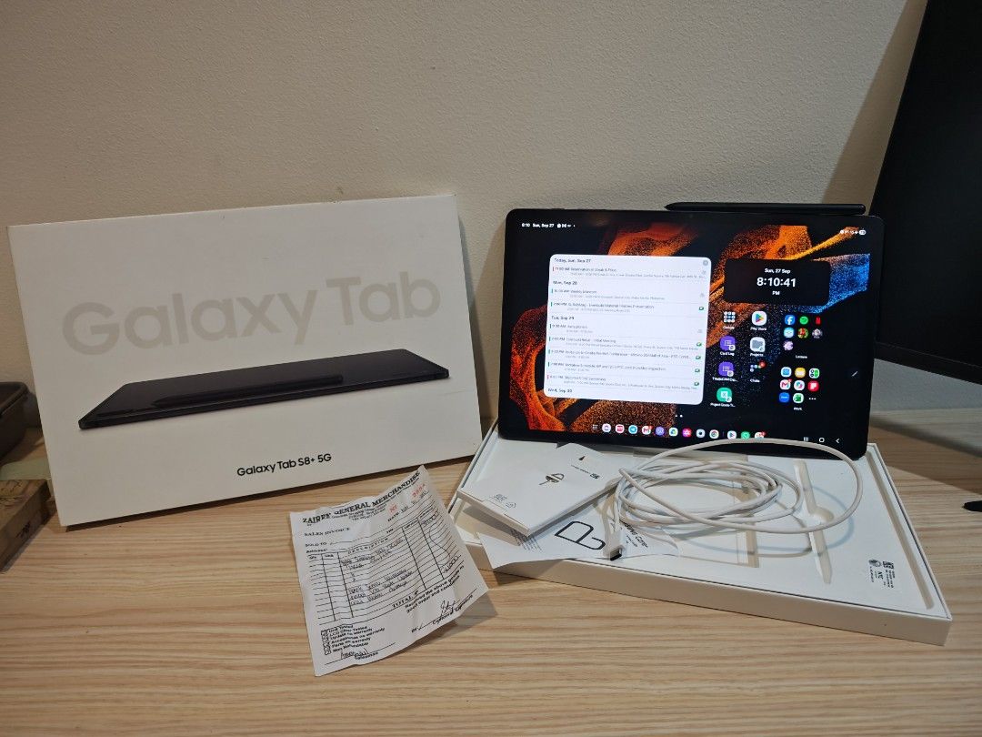 Samsung Galaxy Tab S8+5g (Category: Android) located in Quezon City. Submitted by olxph_555969926 (Listing ID 1464479385, Image 1). Description: Fully functional — battery, cameras, and S Pen all work perfectly. 📦 Included: Original box, S Pen, charger ✨ Specs: 12.4" Super AMOLED 120Hz display, Snapdragon 8 Gen 1, 8GB RAM, 5G connectivity, 10,090mAh battery Great for work, note-taking, or entertainment. Priced to sell — message for photos or to 