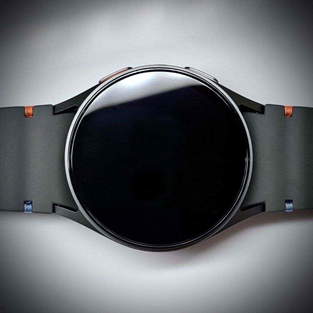 Samsung Galaxy Watch 7 (Bluetooth) (Category: Wearables & Smart Watches) located in Marikina City. Submitted by jcgabito (Listing ID 1464560966, Image 3). Description: Samsung Galaxy Watch 7 (Bluetooth) Price : ₱7,500 Condition : Brand-new -40mm -Available 3 Units (2 Sealed, 1 Unsealed but unused) 📍Marikina City Disclaimer: NXTowner is not associated or affiliated with any of the brands featured..