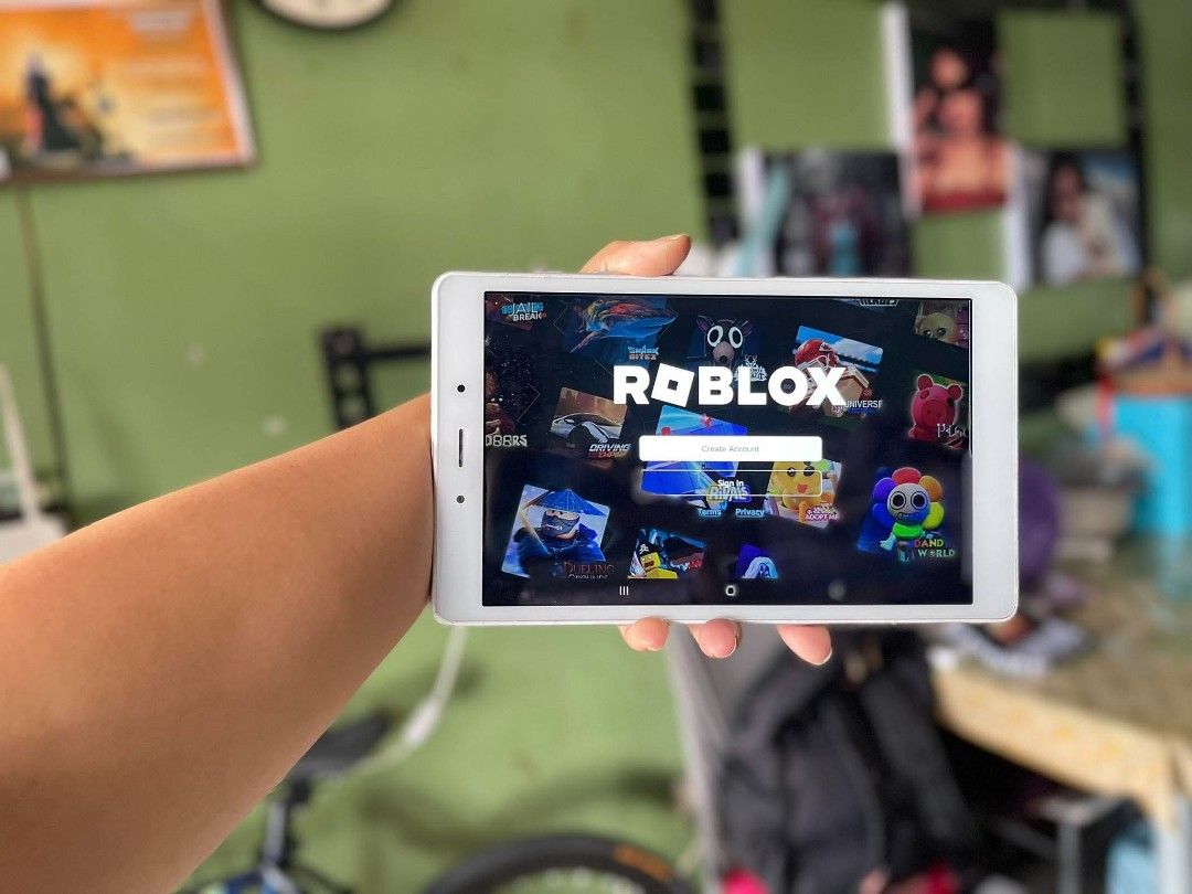Samsung Tab A T295 with sim slot (Category: Android) located in Quezon City. Submitted by samsunggadgethub (Listing ID 1464569670, Image 2). Description: 100% Original 📌NTC approved ✅ P1,800❗️ P1,800❗️P1,800❗️ each Not buy 1 take 1❌ walang ganon 🌸SAMSUNG GALAXY TAB A T295🌸 2/32 gb Android 11 8 inches 5100mAh Battery With sim slot ✅ Wifi ✅ You can download Latest Apps ✅ Not Fake Storage ✅❗️ Pick up : kabatuhan brgy 168 Deparo North Caloocan Del