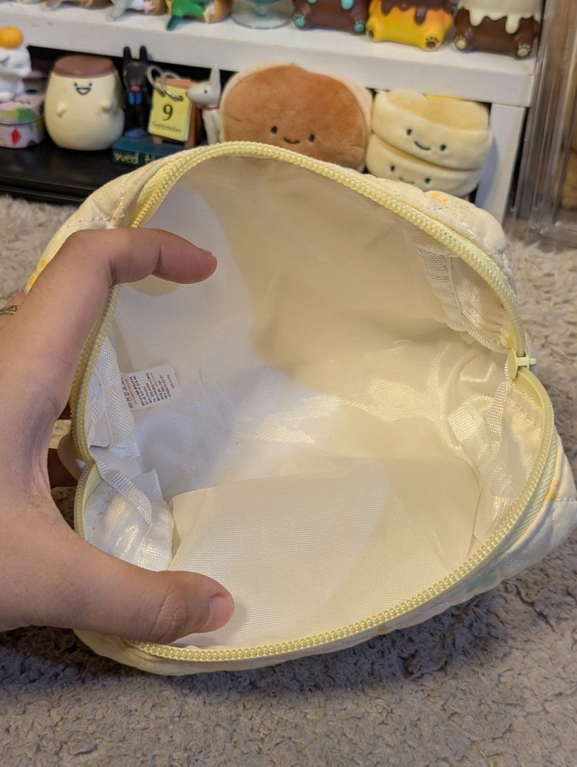 Sanrio Pompompurin Pouch Organizer (Category: Purses & Pouches) located in San Pedro. Submitted by eurisilvers (Listing ID 1464369878, Image 2). Description: — shipping is via J&T Express — mop: gcash, maya, bank transfer — location: san pedro city, laguna.