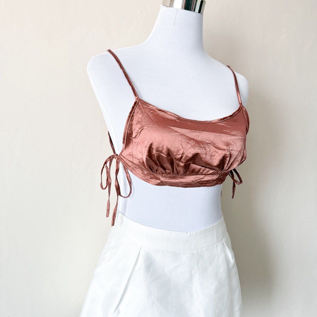 Satin Crop Top (Category: Others Tops) located in Antipolo. Submitted by rosywardrobe (Listing ID 1464417789, Image 2). Description: 🎀 MAKE READING A HABIT 🎀 • No order form, no reservation! • Strictly 1 day reservation • Payment first before order processing • No return, No exchange • Don’t make an offer if you’re not 100% sure • No shipping every weekends — PAYMENT CHANNELS — • GCash • Gotyme • Maya • BDO • BPI • Unionbank — DELIVERY METHODS 