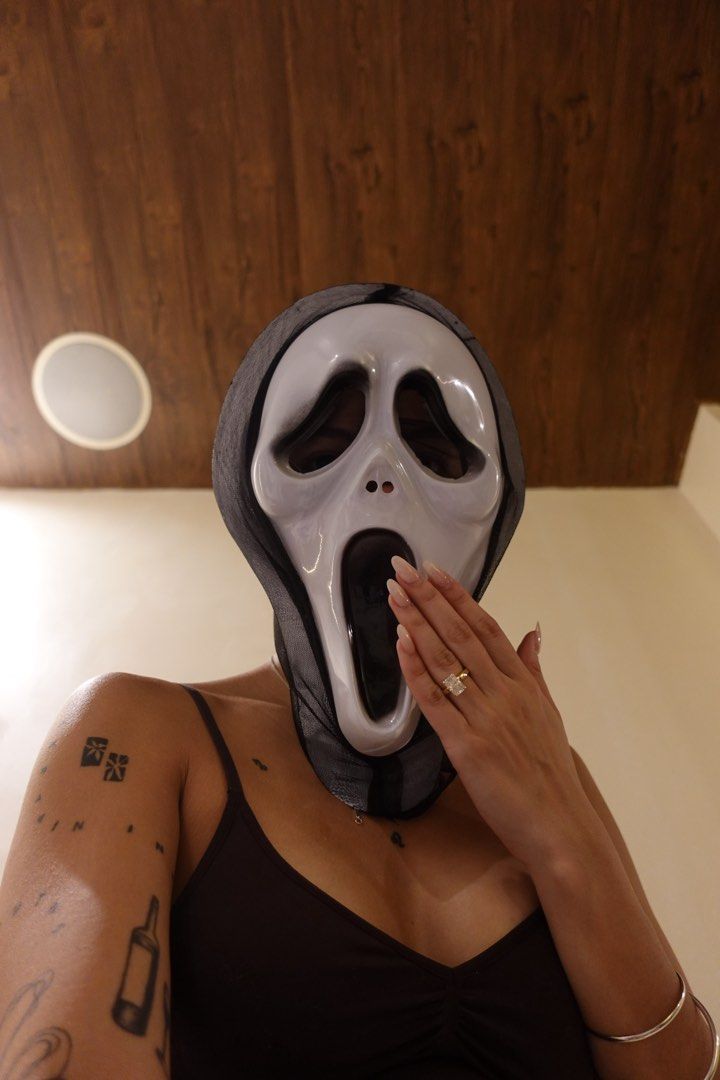 Scream Mask (Category: Kids Toys) located in Pasig City. Submitted by hulyascloset (Listing ID 1464540628, Image 2). Description: P200 for 5 MASKS please take them off my hands, i accidentally bought 5… and i didn’t even get to wear my costume.