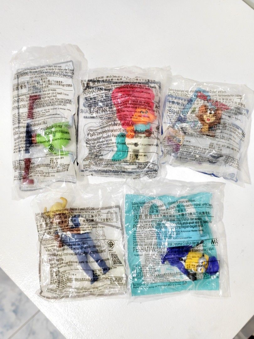SEALED Mcdonalds Happy Meal Toy MIXED BUNDLE (Category: Kids Toys) located in Pasig City. Submitted by dian.juliet (Listing ID 1464394634, Image 2). Description: ▪️NEW ▪️What you see is what you get. ▪️Colors may vary due to lightning. ▪️Feel free to message me for other details. :) 🖤 dian.