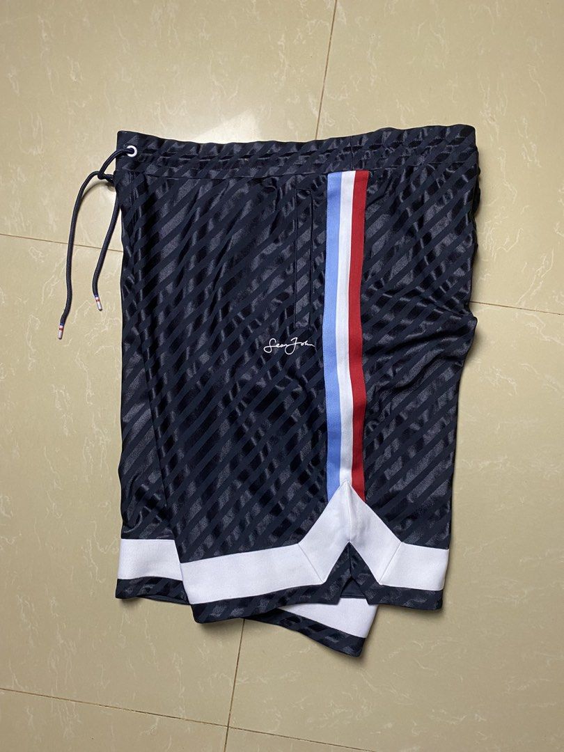 SEANJOHN Y2K (Category: Shorts) located in Andop. Submitted by maikeygong (Listing ID 1464472867, Image 1). Description: SIZE 4XLARGE DIMES 36-44 x 25 NO ISSUES EXCELLENT CONDITION .