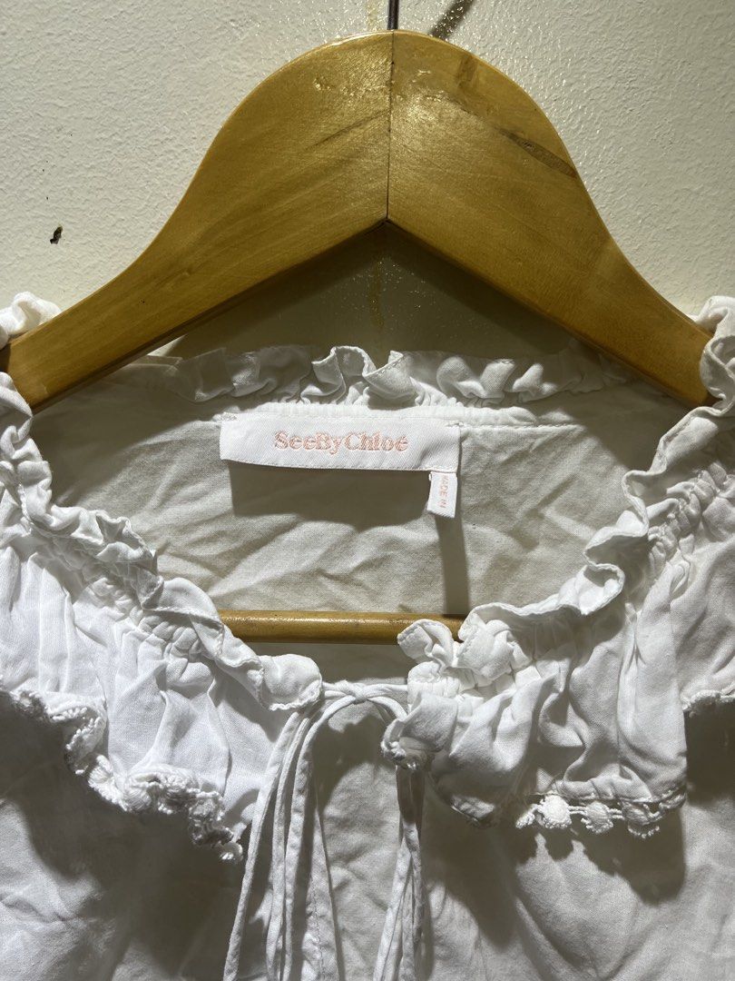 SEE BY CHLOE LONG SLEEVE (Category: Longsleeves) located in Mapandan. Submitted by street_curate2.0 (Listing ID 1464492209, Image 3). Description: AUTHENTIC/LEGIT EXCELLENT CONDITION COLOR RATE: 10/10 ISSUE: NONE SIZE: MEDIUM PRICE: 499+SF NOTE: COLOR MAY VARY DUE TO LIGHTING!.