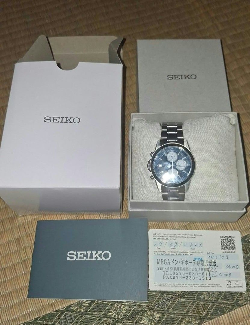 Seiko Chronograph Stainless Steel Watch (Category: Men's Watches) located in Lucena. Submitted by 2ndstreet_ph (Listing ID 1464355214, Image 1). Description: - Authentic Seiko Chronograph Watch - Stunning Blue Dial - Durable Stainless Steel Band - Water Resistant up to 100m - Comes with Original Box - Includes Original Warranty Card - Purchased from Megadons Store, Japan selling for discounted rfs: too big for my wrist coz i'm slim.