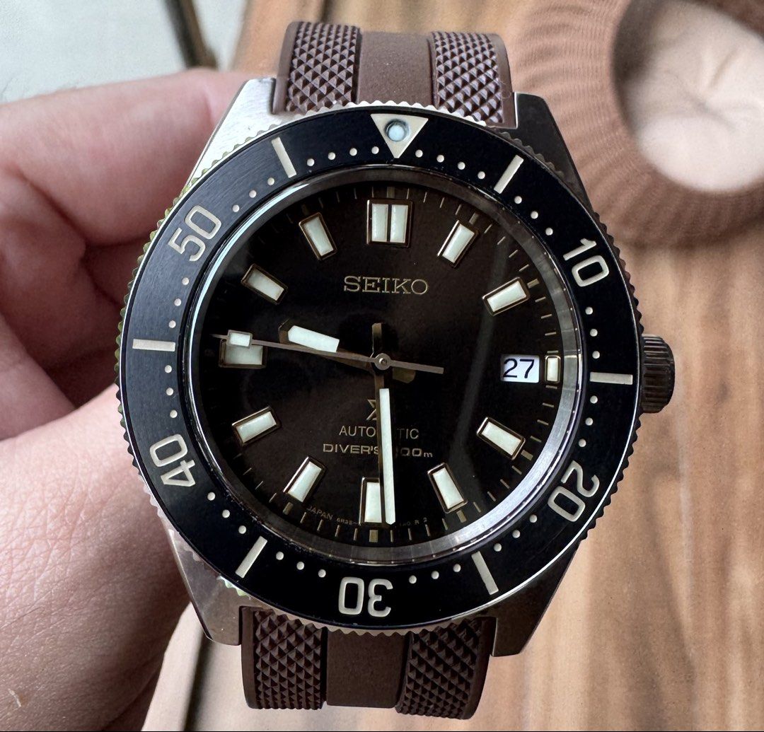 Seiko Prospex Automatic Diver’s 200m SPB147 (Category: Men's Watches) located in Rizal. Submitted by msantillan (Listing ID 1463682641, Image 2). Description: The Seiko Prospex SPB147J1 combines a compact 40mm design with a rugged dive ready build. Powered by the Caliber 6R35 automatic movement with a 70 hour power reserve, it features curved sapphire crystal and a durable silicone band. With 200m water resistance, a unidirectional rotating bezel