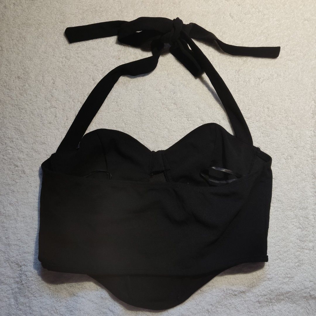 Shein Black V-Shaped Halter Top Corset (Category: Others Tops) located in Bacoor. Submitted by kmrynl (Listing ID 1464414923, Image 3). Description: Rfs: decluttering - no issue - not padded, no underwire - manage expectations; no ww - see last photos for measurements (in) MOP: BPI/Maribank only MOD: J&T/Lalamove.